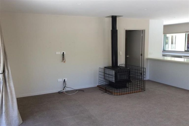 Photo of property in 16 Cornwall Street, Arrowtown, 9302