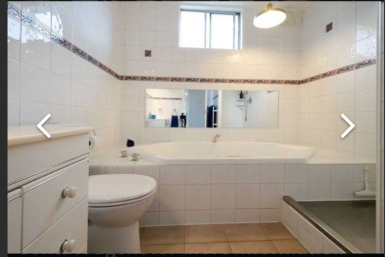 Photo of property in 171c Colwill Road, Massey, Auckland, 0614