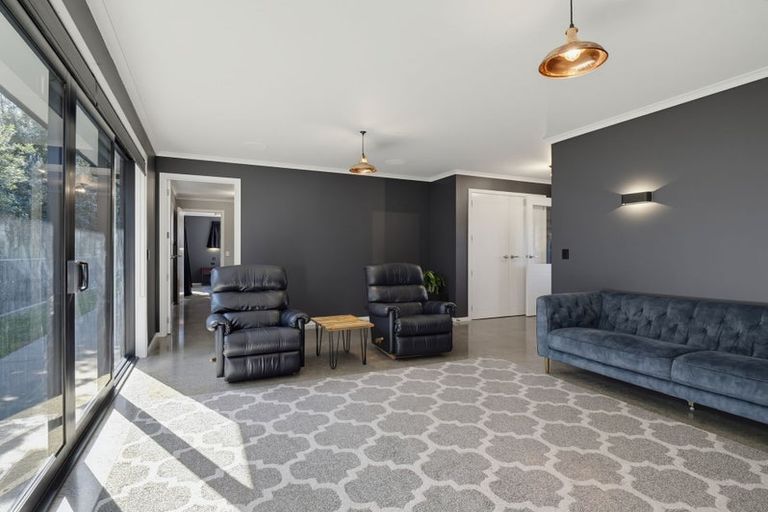 Photo of property in 9 Golf Vue Place, Castlecliff, Whanganui, 4501