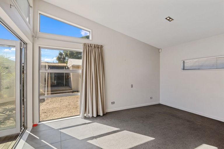 Photo of property in 9 Tedder Avenue, North New Brighton, Christchurch, 8083