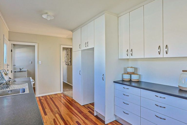 Photo of property in 34 Oldham Avenue, Onekawa, Napier, 4110