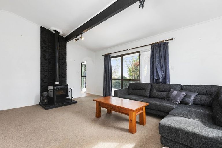 Photo of property in 11 Corinna Street, Welcome Bay, Tauranga, 3112