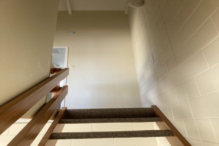 Photo of property in 1/33 Frankmoore Avenue, Johnsonville, Wellington, 6037