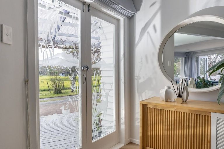 Photo of property in 30 Trigg Road, Huapai, Kumeu, 0810