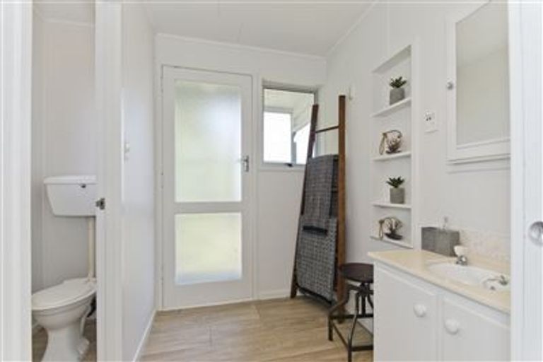 Photo of property in 411 Mahurangi East Road, Snells Beach, 0920