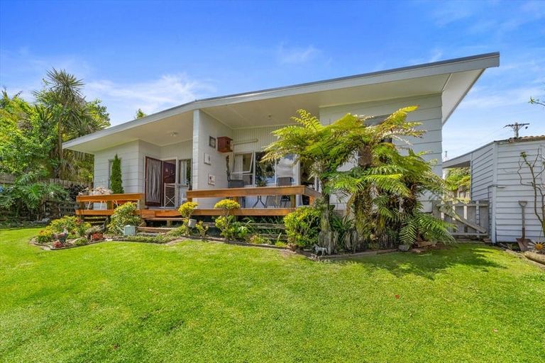 Photo of property in 66 Hamurana Road, Omokoroa, 3114