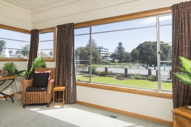 Photo of property in 75 Esplanade, Kaiti, Gisborne, 4010