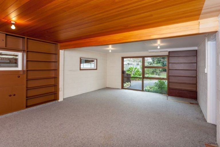 Photo of property in 126 Seaview Road, Whangamata, 3620