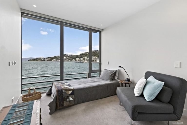 Photo of property in Clyde Quay Wharf, 1a/3 Clyde Quay Wharf, Te Aro, Wellington, 6011