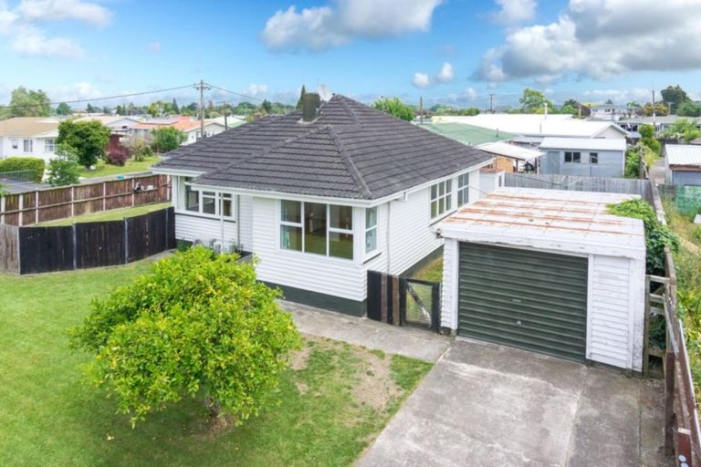 Photo of property in 5 Minifie Avenue, Melville, Hamilton, 3206
