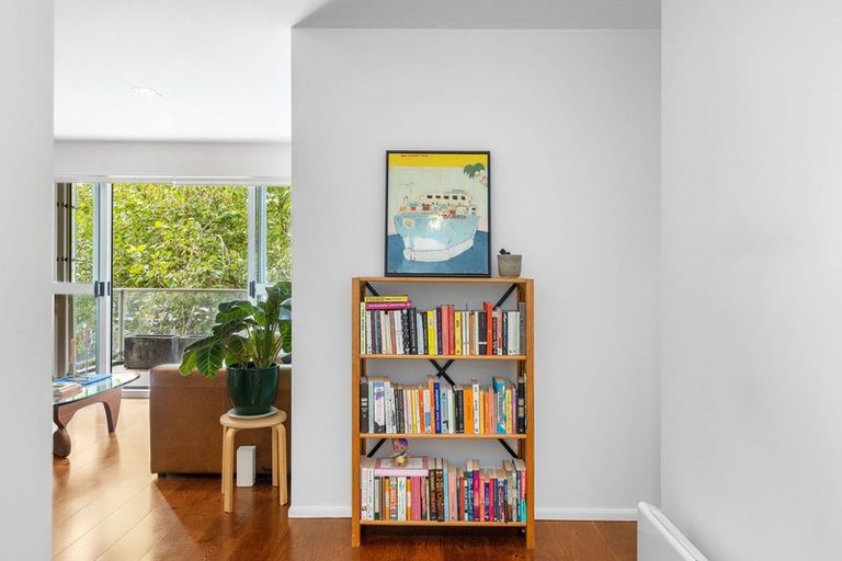 Photo of property in Highgate Towers, 1c/8 Howe Street, Freemans Bay, Auckland, 1011