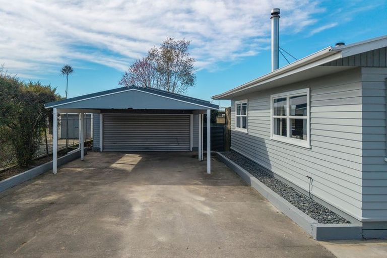 Photo of property in 2 Martin Avenue, Wakefield, 7025