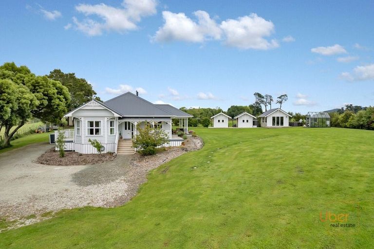 Photo of property in 113 Gibbons Road, Kaiwaka, 0573
