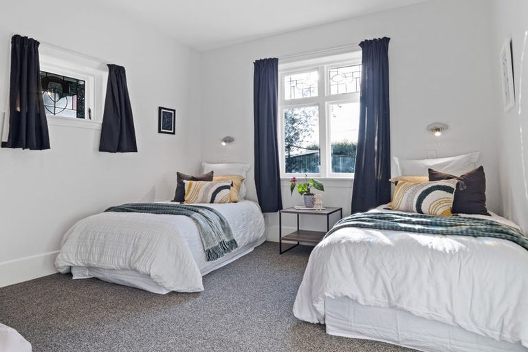 Photo of property in 44 Coopers Road, Dallington, Christchurch, 8061