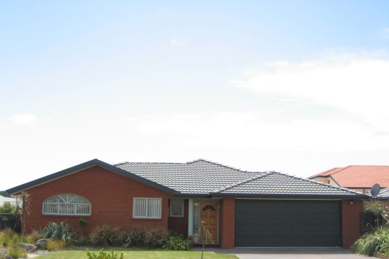 Photo of property in 1 Neptune Place, Waimairi Beach, Christchurch, 8083