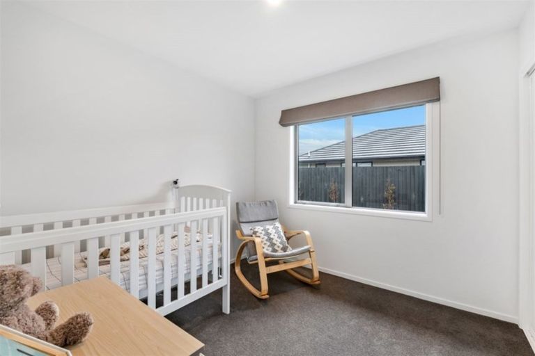 Photo of property in 10 Merino Street, Marshland, Christchurch, 8083