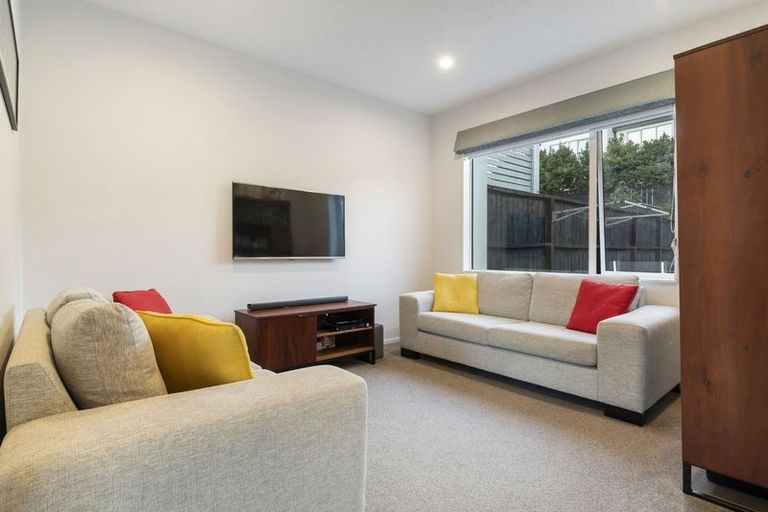 Photo of property in 15 Sunview Street, Silverdale, 0932