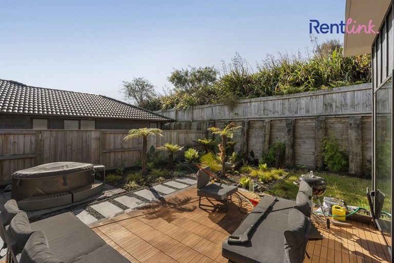 Photo of property in 39 Pakanga Grove, Pyes Pa, Tauranga, 3112