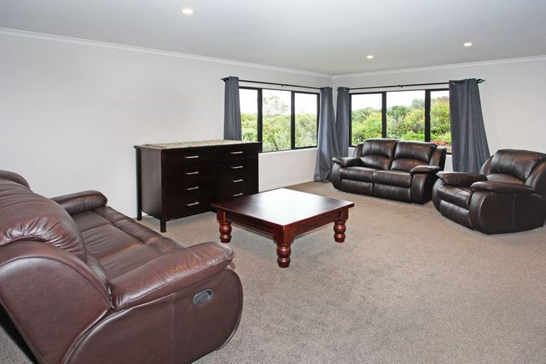 Photo of property in 24 Moira Drive, Tuakau, 2121