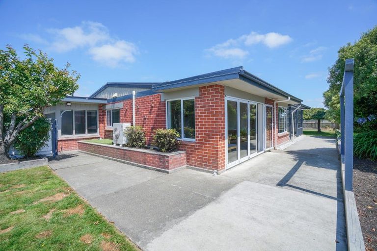 Photo of property in 18 Carron Street, Waverley, Invercargill, 9810