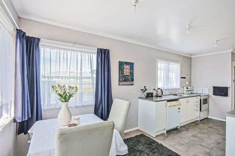 Photo of property in 110 Morris Spence Avenue, Onekawa, Napier, 4110