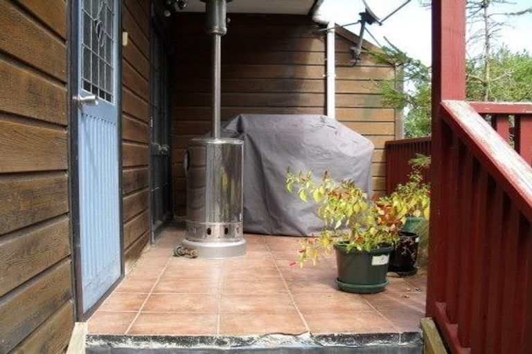 Photo of property in 20 Melrose Road, Island Bay, Wellington, 6023