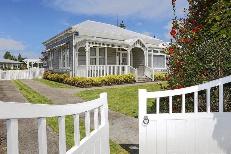 Photo of property in 402 Lascelles Street, Saint Leonards, Hastings, 4120