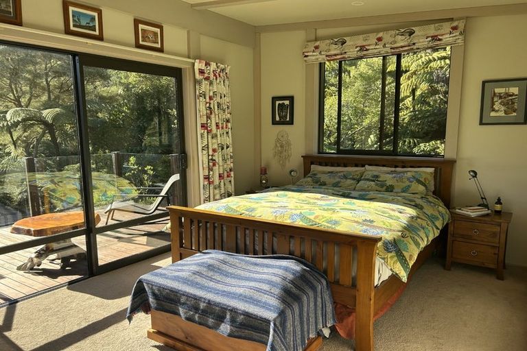 Photo of property in 1742 Queen Charlotte Drive, Linkwater, Picton, 7281