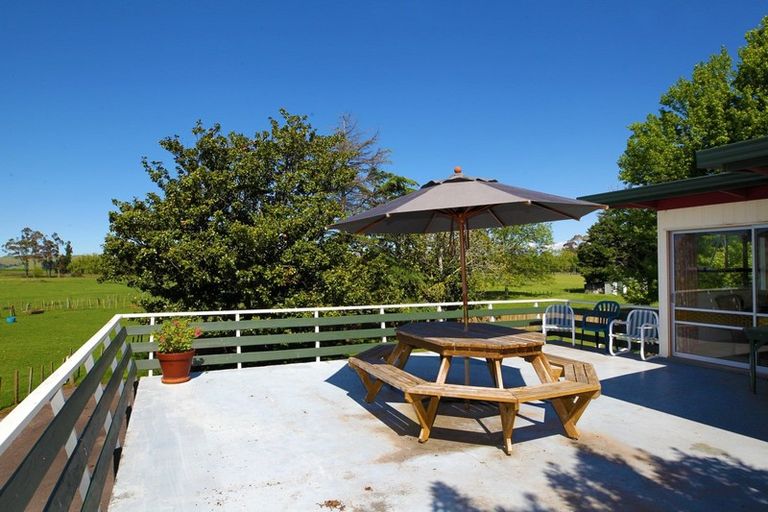 Photo of property in 67 Mangaroa Road, Longlands, Hastings, 4174
