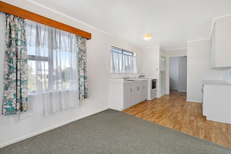 Photo of property in 7 Gloag Street, Waverley, 4510
