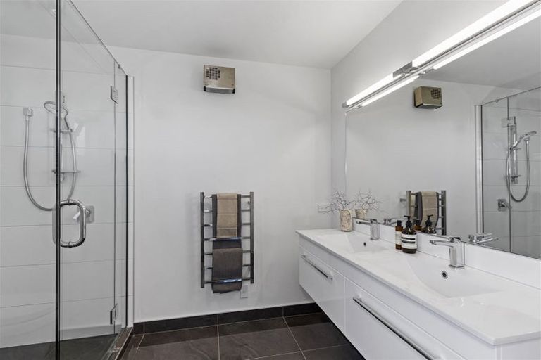 Photo of property in 129 Penruddock Rise, Westmorland, Christchurch, 8025