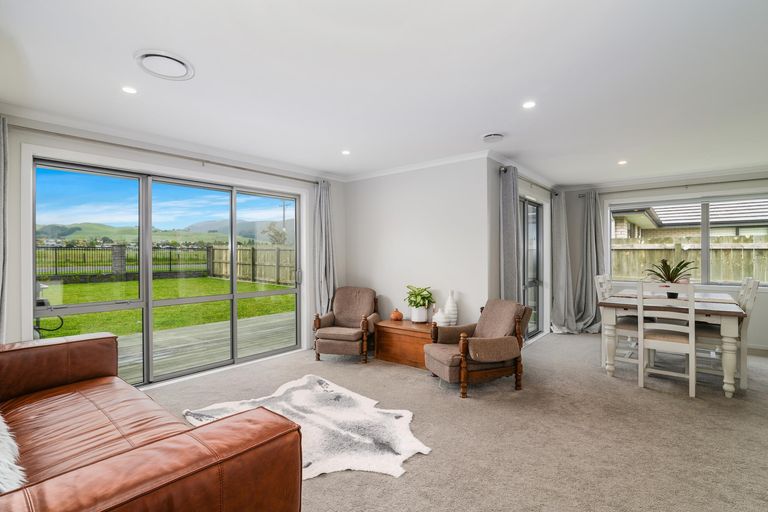 Photo of property in 14 Twain Crescent, Owhata, Rotorua, 3010
