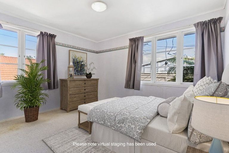 Photo of property in 8 Poto Street, Te Atatu South, Auckland, 0610