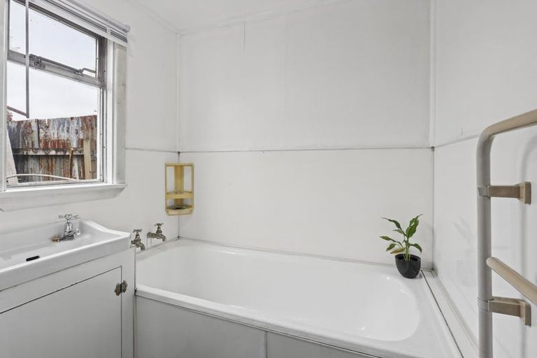 Photo of property in 33 Church Street, Oxford, 7430
