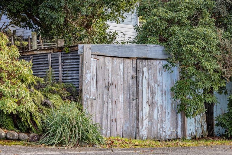 Photo of property in 32 Hukaroa Road, Raetihi, 4632