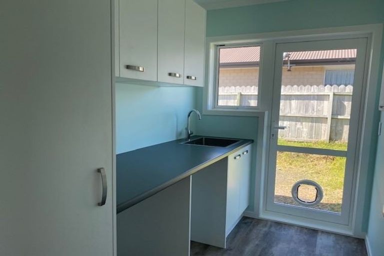 Photo of property in 14 Oxnam Place, Foxton Beach, Foxton, 4815