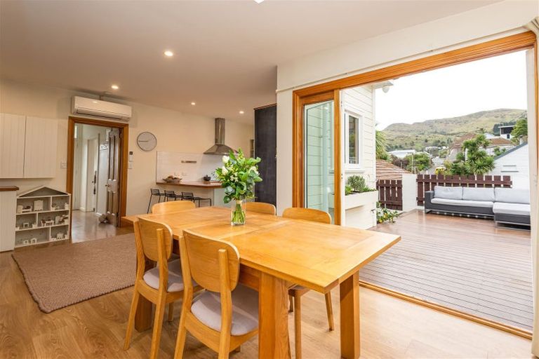 Photo of property in 4 Ripon Street, Lyttelton, 8082
