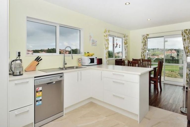 Photo of property in 75 Buccaneer Court, Gulf Harbour, Whangaparaoa, 0930