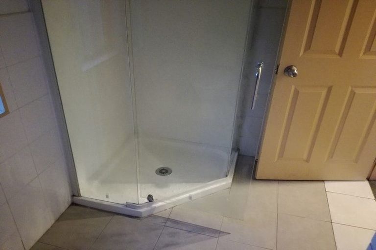 Photo of property in 7 Clayton Road, Manurewa, Auckland, 2102