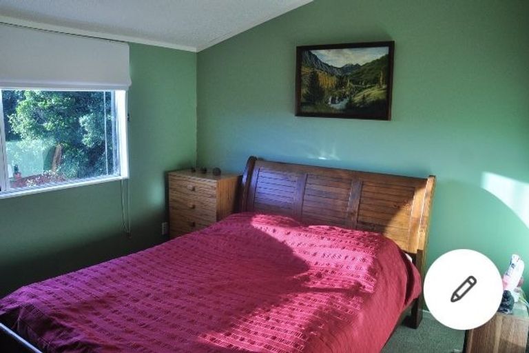 Photo of property in 16a Birch Street, Johnsonville, Wellington, 6037