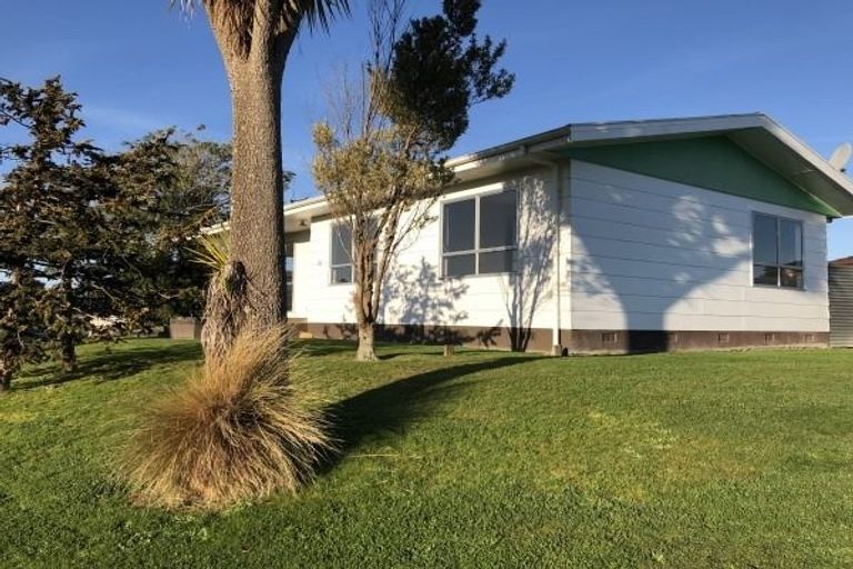 Photo of property in 10 Jupiter Street, Milson, Palmerston North, 4414