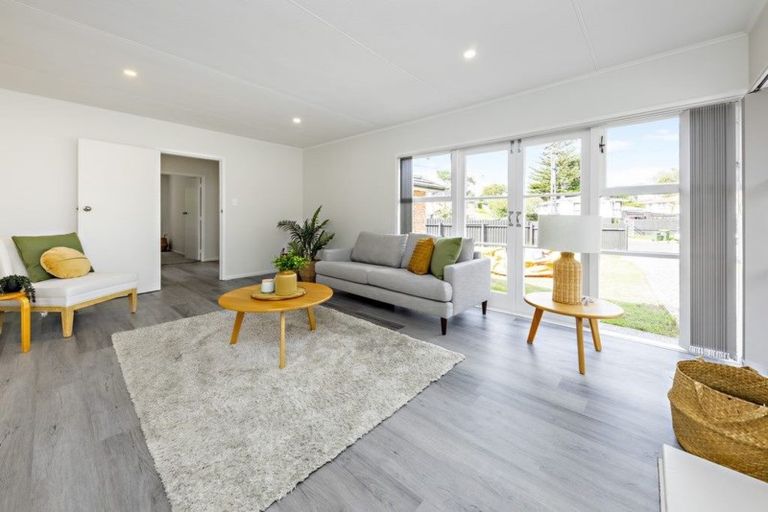 Photo of property in 14 Stainton Place, Otara, Auckland, 2023
