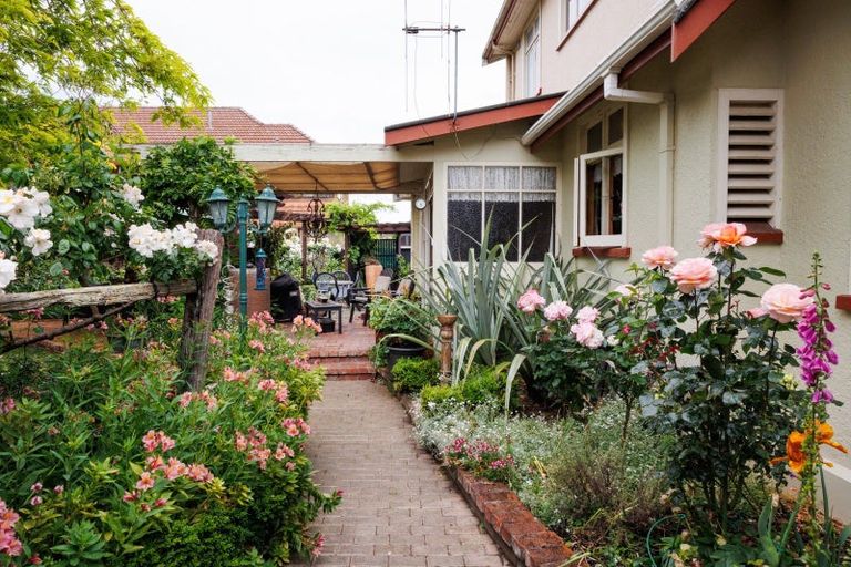 Photo of property in 161 Russell Street, Palmerston North, 4414