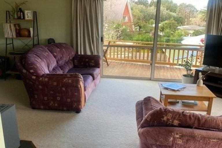 Photo of property in 14 Shaldon Crescent, Blagdon, New Plymouth, 4310