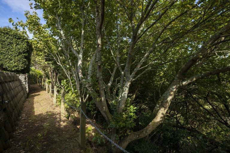 Photo of property in 188 Mangorei Road, Merrilands, New Plymouth, 4312