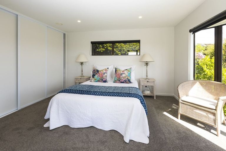 Photo of property in 89 Cannon Hill Crescent, Mount Pleasant, Christchurch, 8081