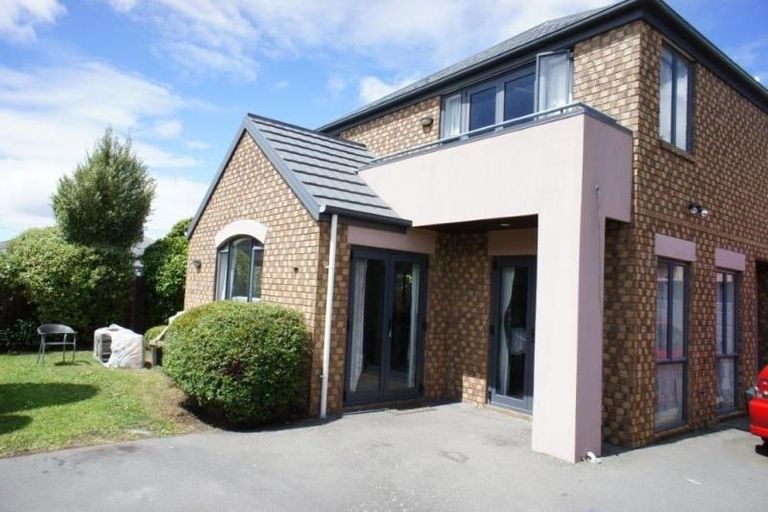 Photo of property in 107a Peverel Street, Riccarton, Christchurch, 8041