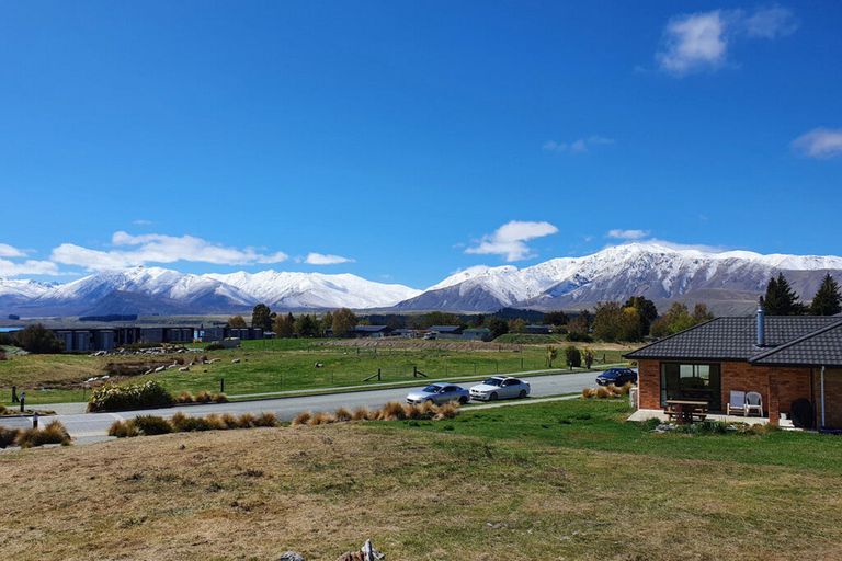 Photo of property in 35 D'archiac Drive, Lake Tekapo, 7999