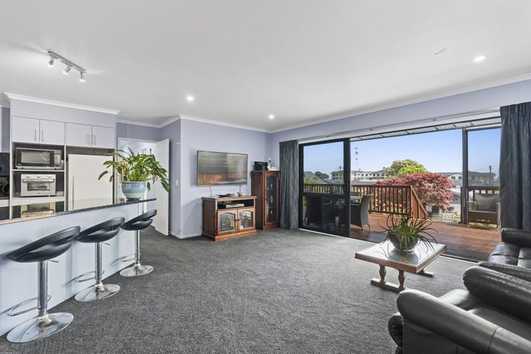 Photo of property in 67a Pohutukawa Place, Bell Block, New Plymouth, 4312