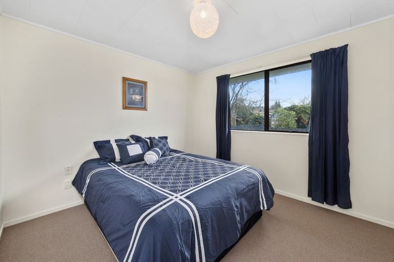 Photo of property in 20a Crystal Place, Pukehangi, Rotorua, 3015